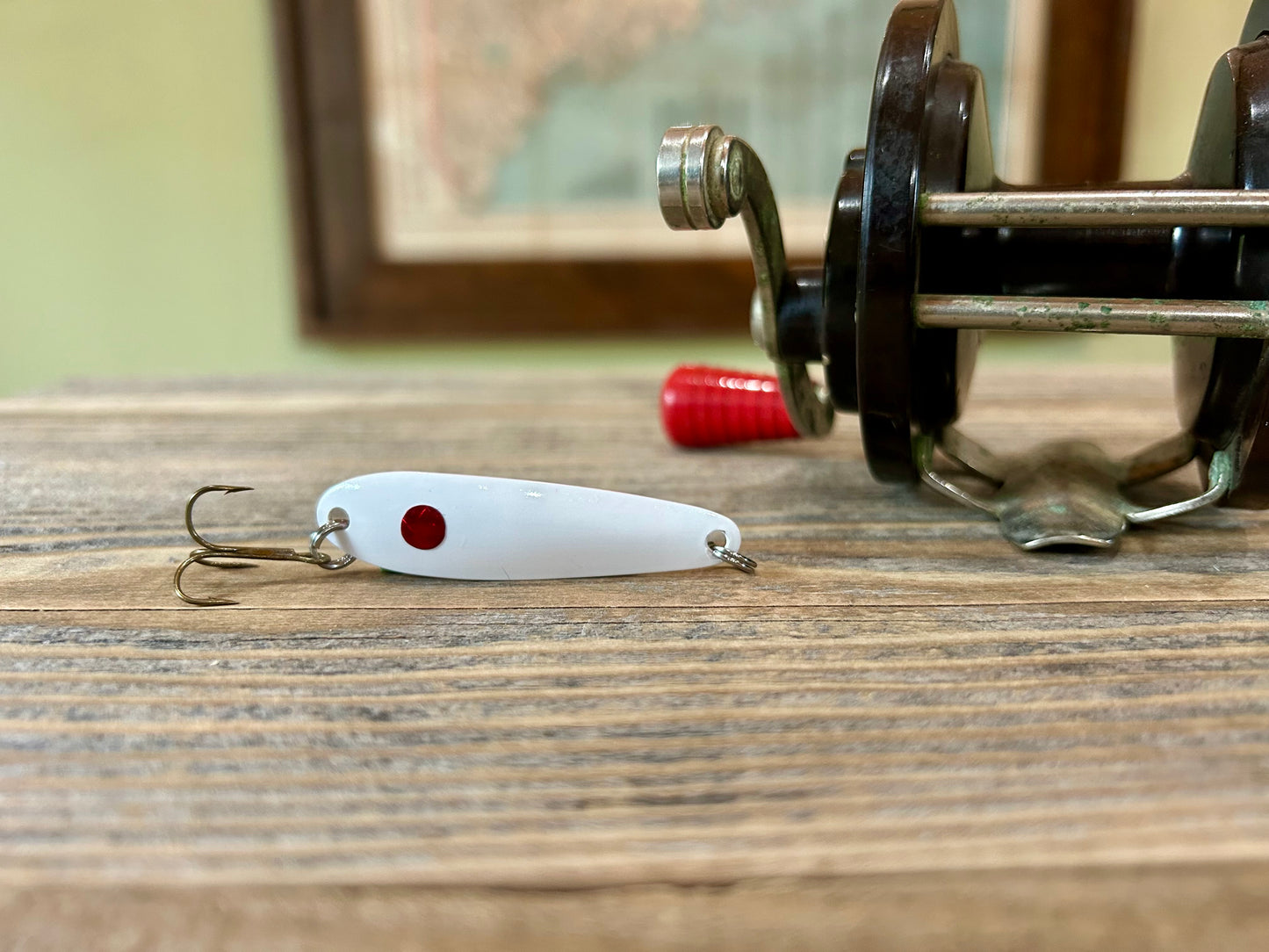 White/Copper - Red Dot